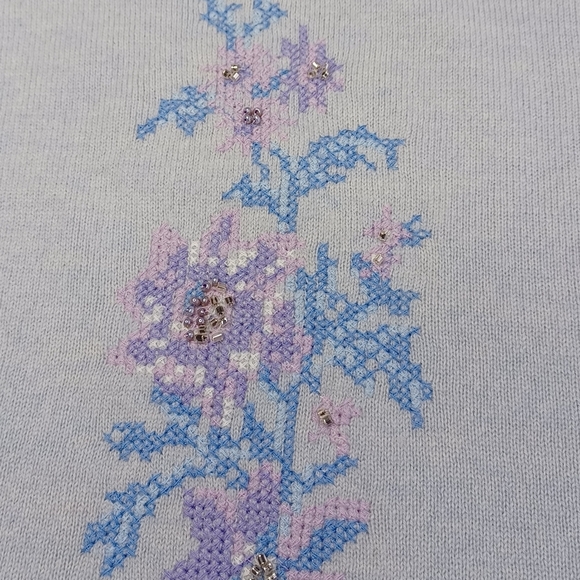 Escada Vintage 100% Cashmere Preppy Old Money Embroidered 2 Piece Cardigan - Picture 10 of 15